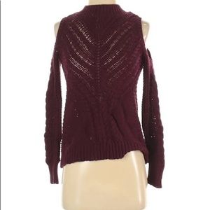 Shoulder cut sweater